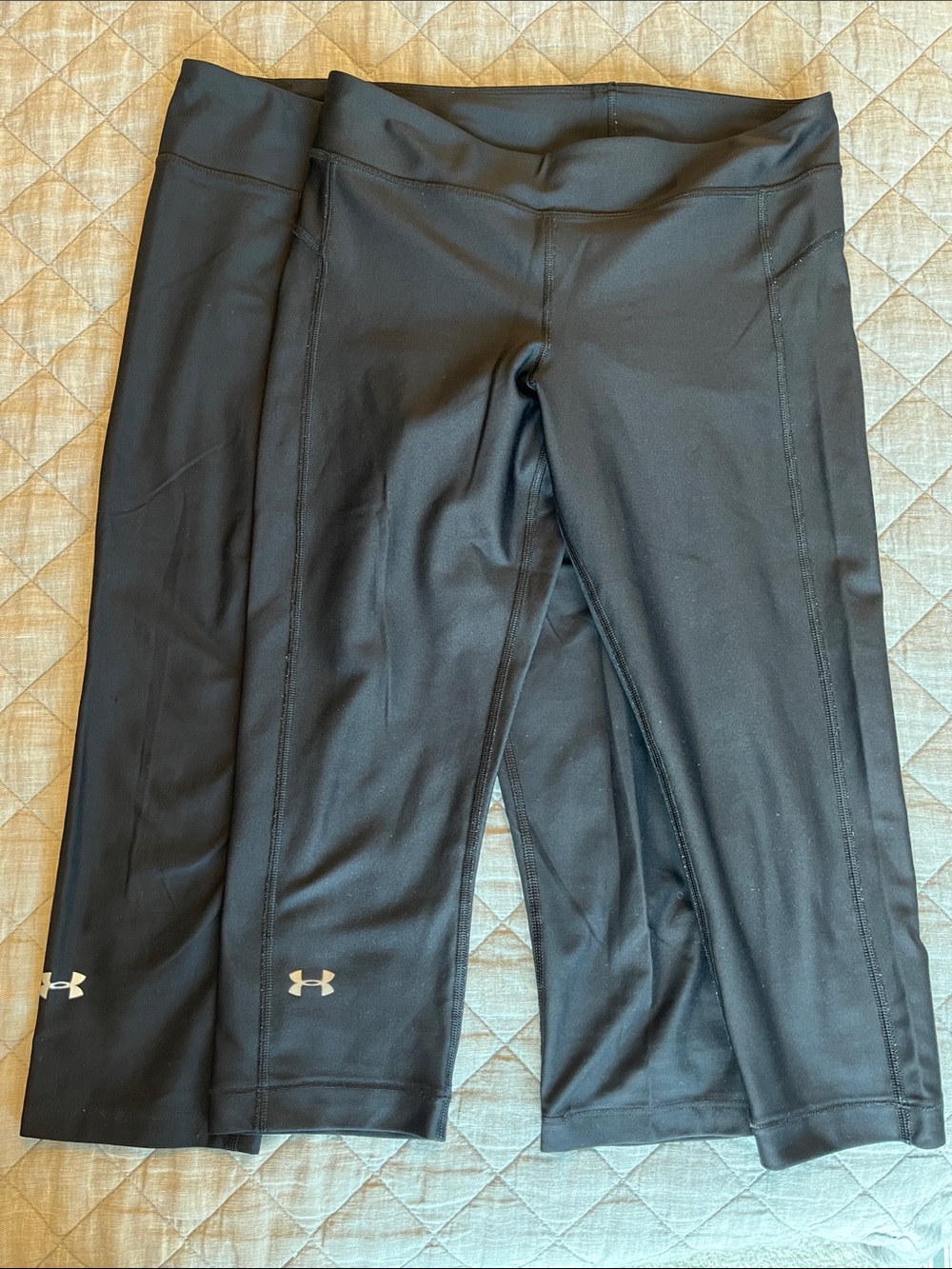 Under Armour Black Capri Training Leggings with Logo DUO